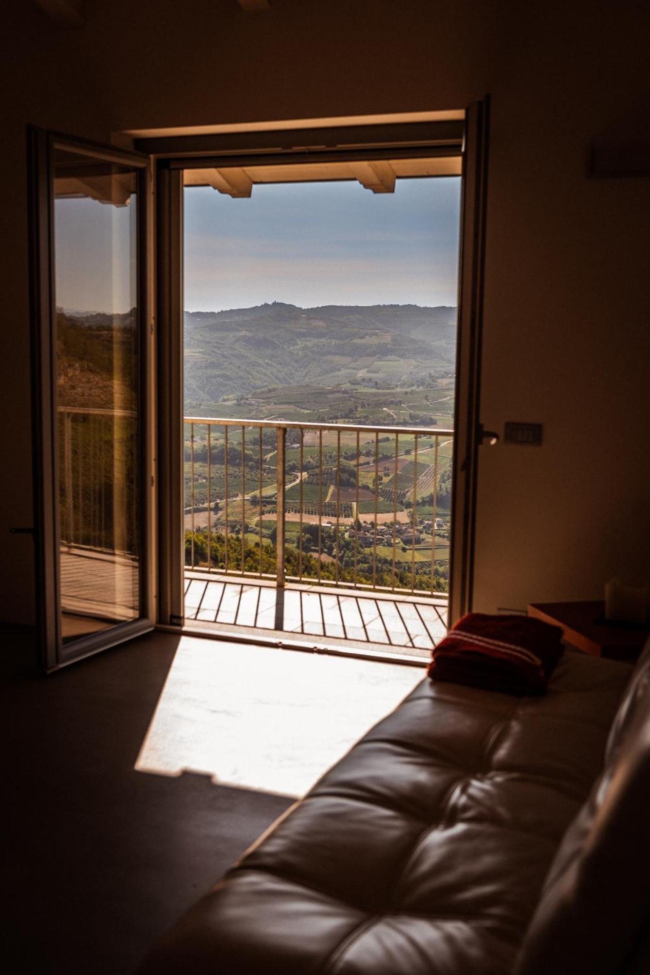 Borgo San Rocco Piemonte Apartamento Castino Exterior foto